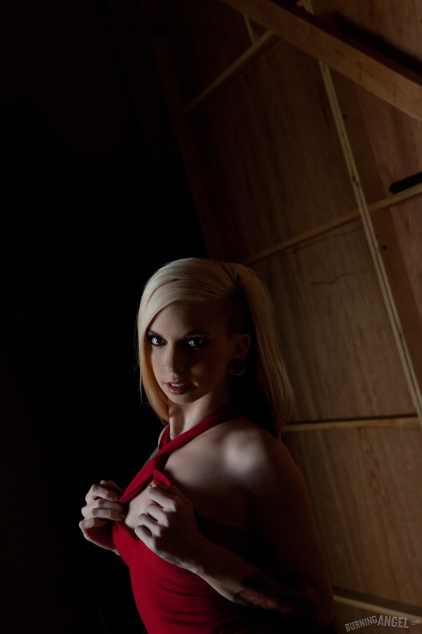 Slender blonde babe Sierra Cure shedding tight red dress & gripping her boobs foto pornográfica #426736702