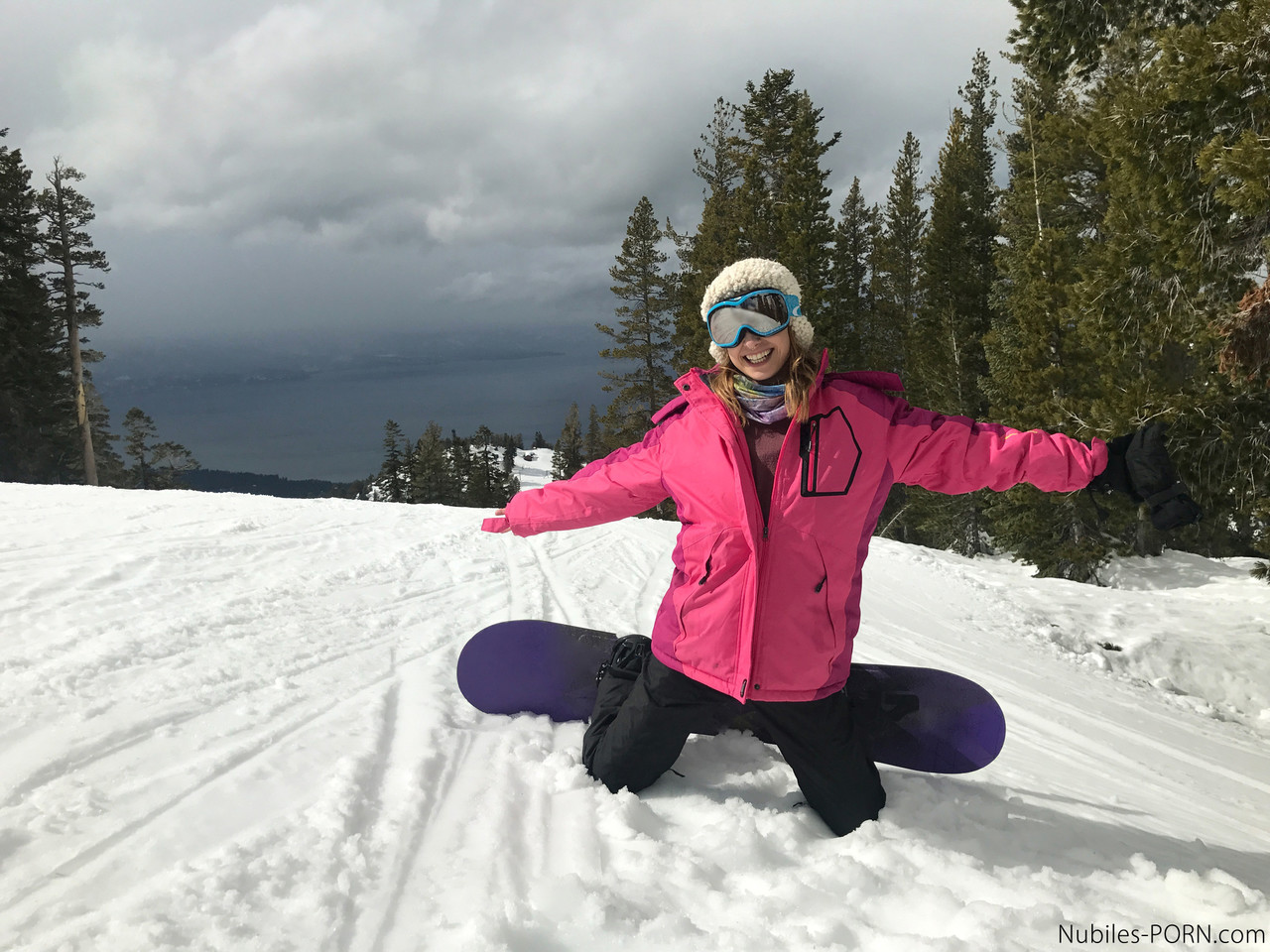 Sexy snowboarders Sierra Nicole & Kristen Scott have pre-FFM fun on the slopes 色情照片 #427844894 | Nubiles Porn Pics, Kristen Scott, Sierra Nicole, Blonde, 手机色情