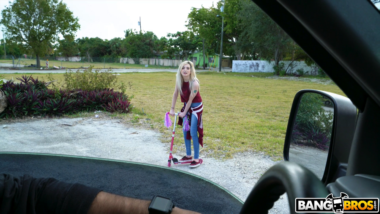 Skinny blonde teen Lexi Lore gets picked up and banged in the back of a van foto porno #428828448