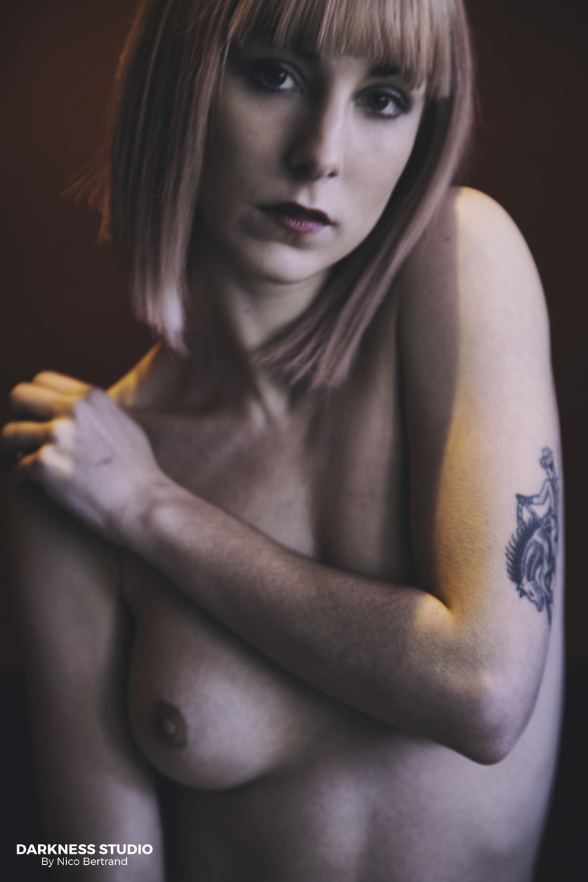 Hot blonde Leire Blacksun strips her sweater to flaunt her lithe tattooed body 色情照片 #425034406 | Couple Fantasies Pics, Leire Blacksun, Fetish, 手机色情