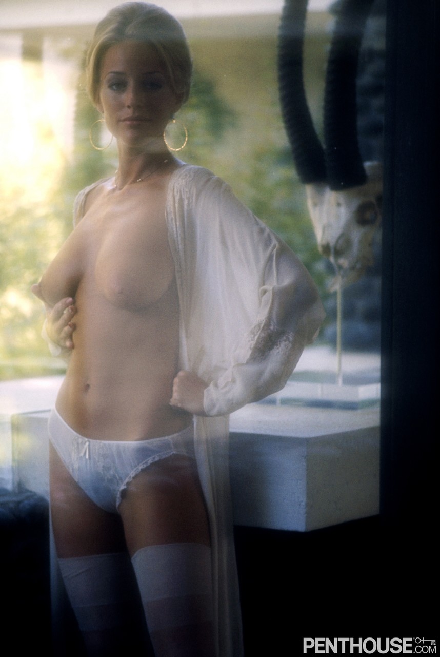 Gorgeous centerfold Brande Howard flaunts her great bosom and poses nude porno fotoğrafı #423009326 | Penthouse Gold Pics, Brande Howard, Centerfold, mobil porno