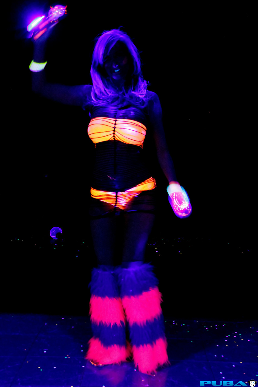 Huge boobed French MILF posing in her slutwear under the flashing lights zdjęcie porno #427506099
