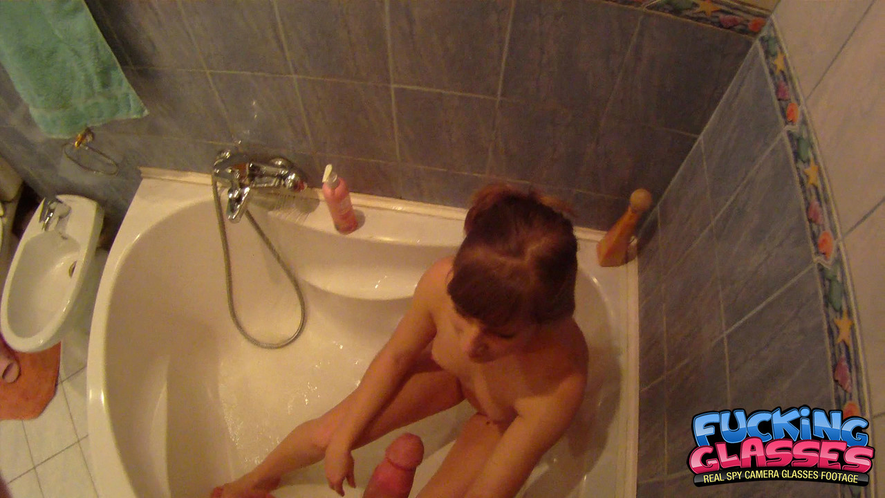 Amateur babe with small titties Alice gets fucked in the bathtub in POV foto porno #422832393