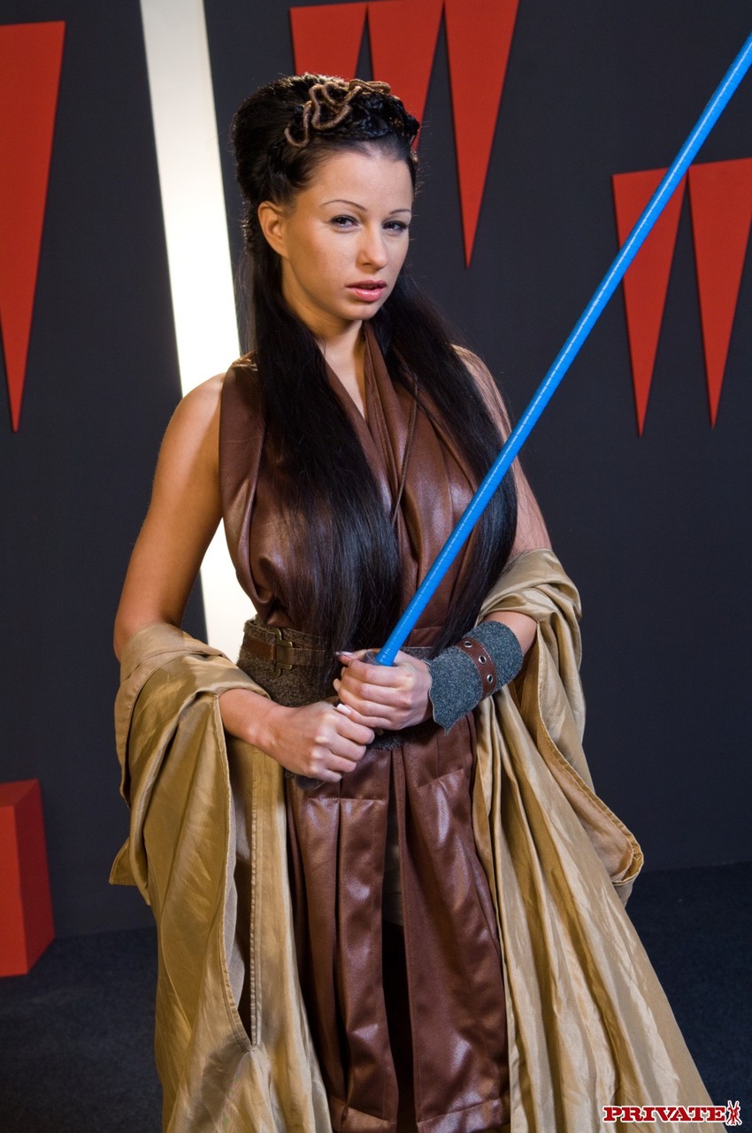 Brunette Tera Bond with big tits gets banged Star Wars cosplay sex 色情照片 #423237875