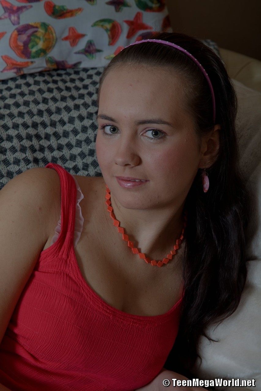 A classmate flings her amazing big booty, which is a treat for amateur babe Whitney.