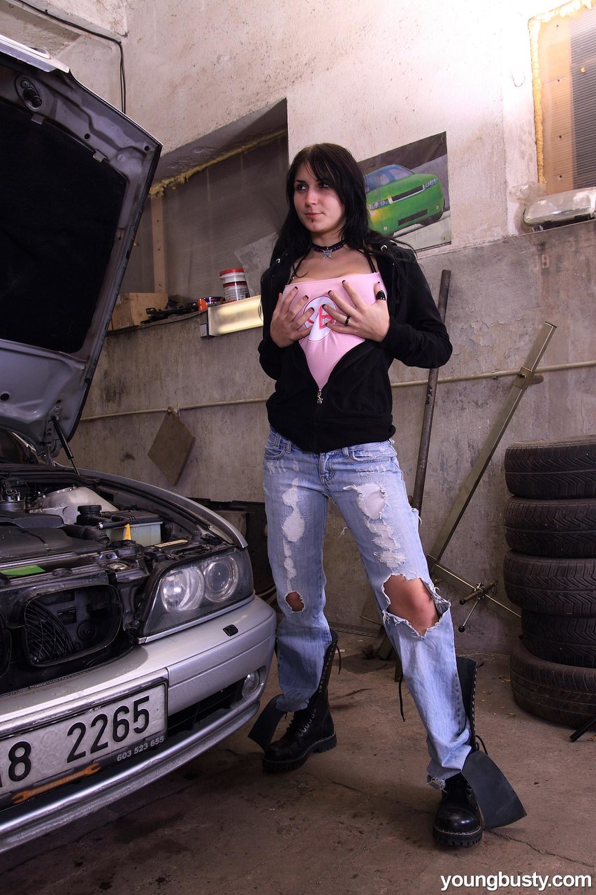 Brunette teen Roxy D gets screwed at the garage & has her big tits spunked foto porno #424721203