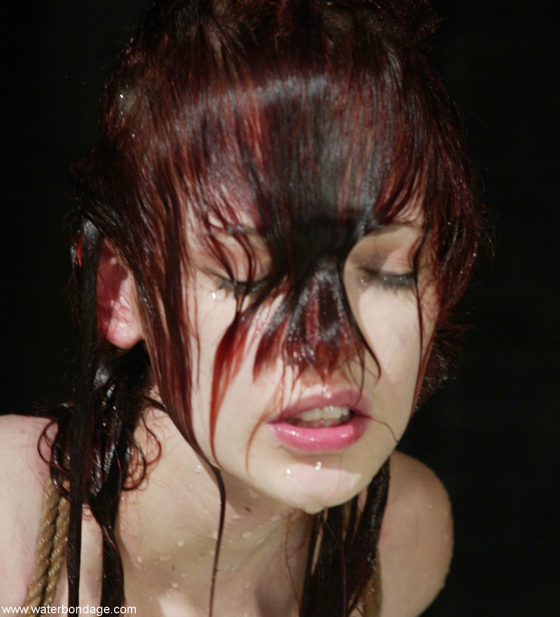 Water Bondage Justine Joli, Sarah Blake foto porno #423751108
