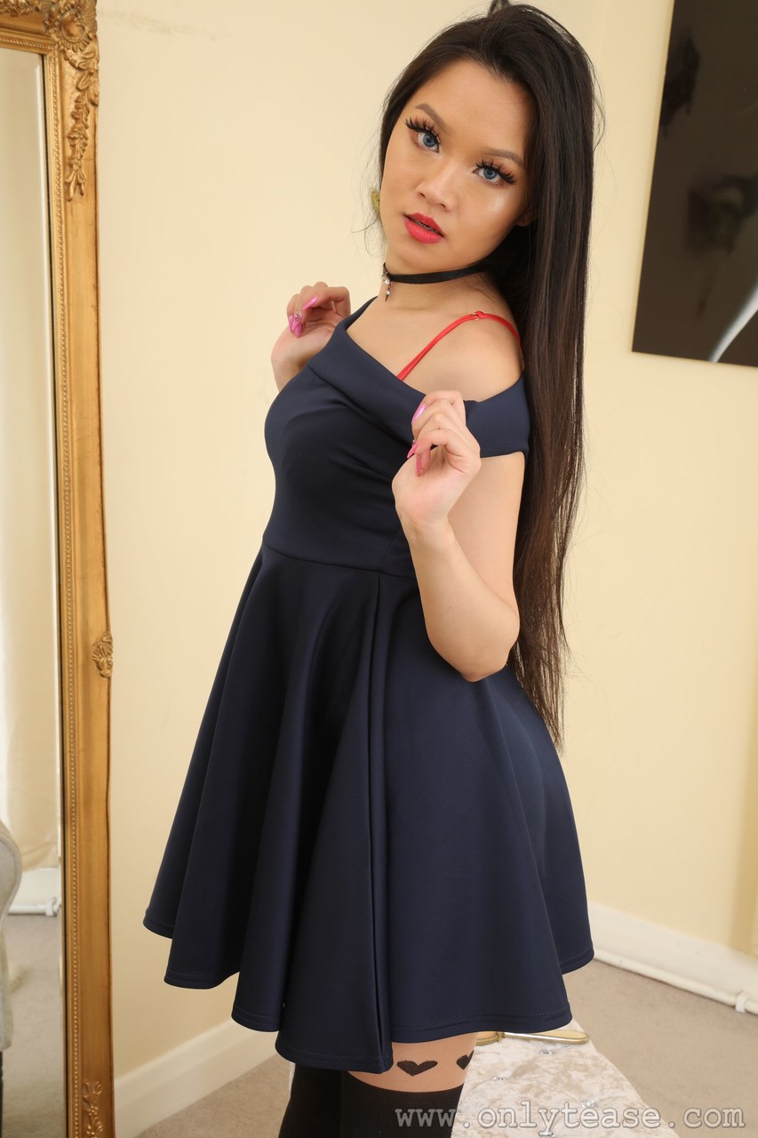 Asian stunner Louisa Lu reveals skinny body and tight holes in lingerie ポルノ写真 #428397918