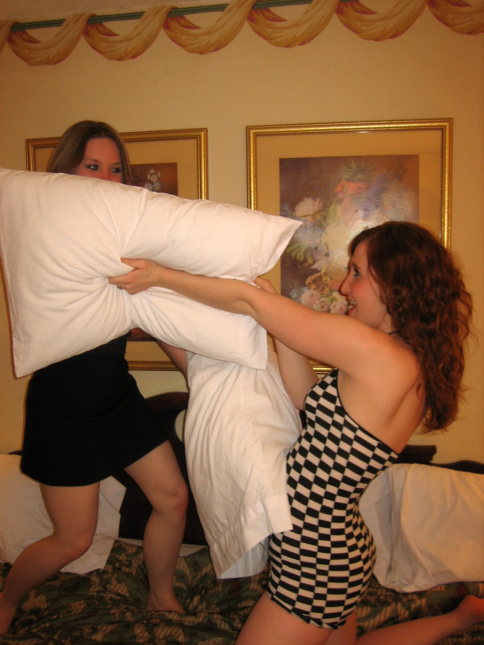 Skinny Milf Kitty Her Lesbian Stepdaughter Romancing After A Pillow Fight