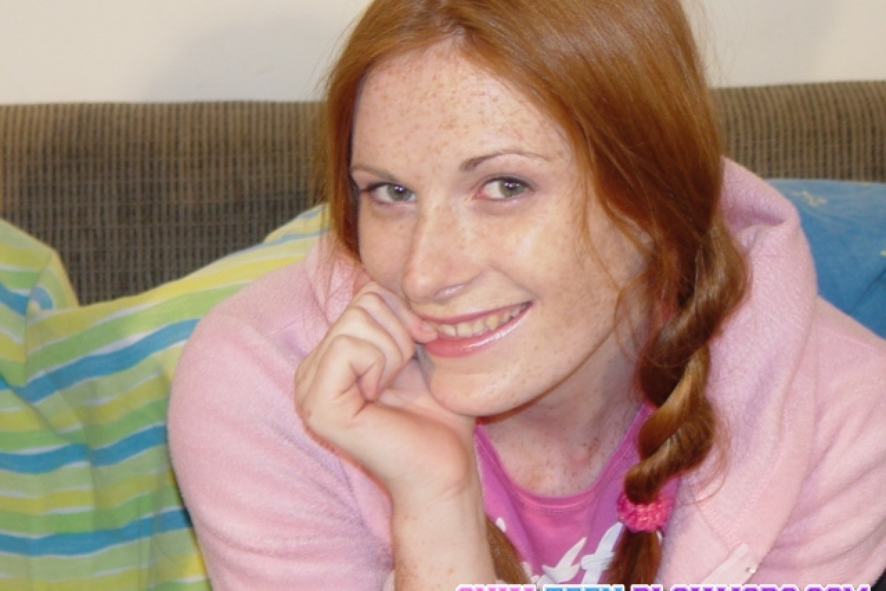 Teenage ginger Allison Wyte gets paid for fucking two old dicks at once foto porno #427419930 | Allison Wyte, Redhead, porno móvil