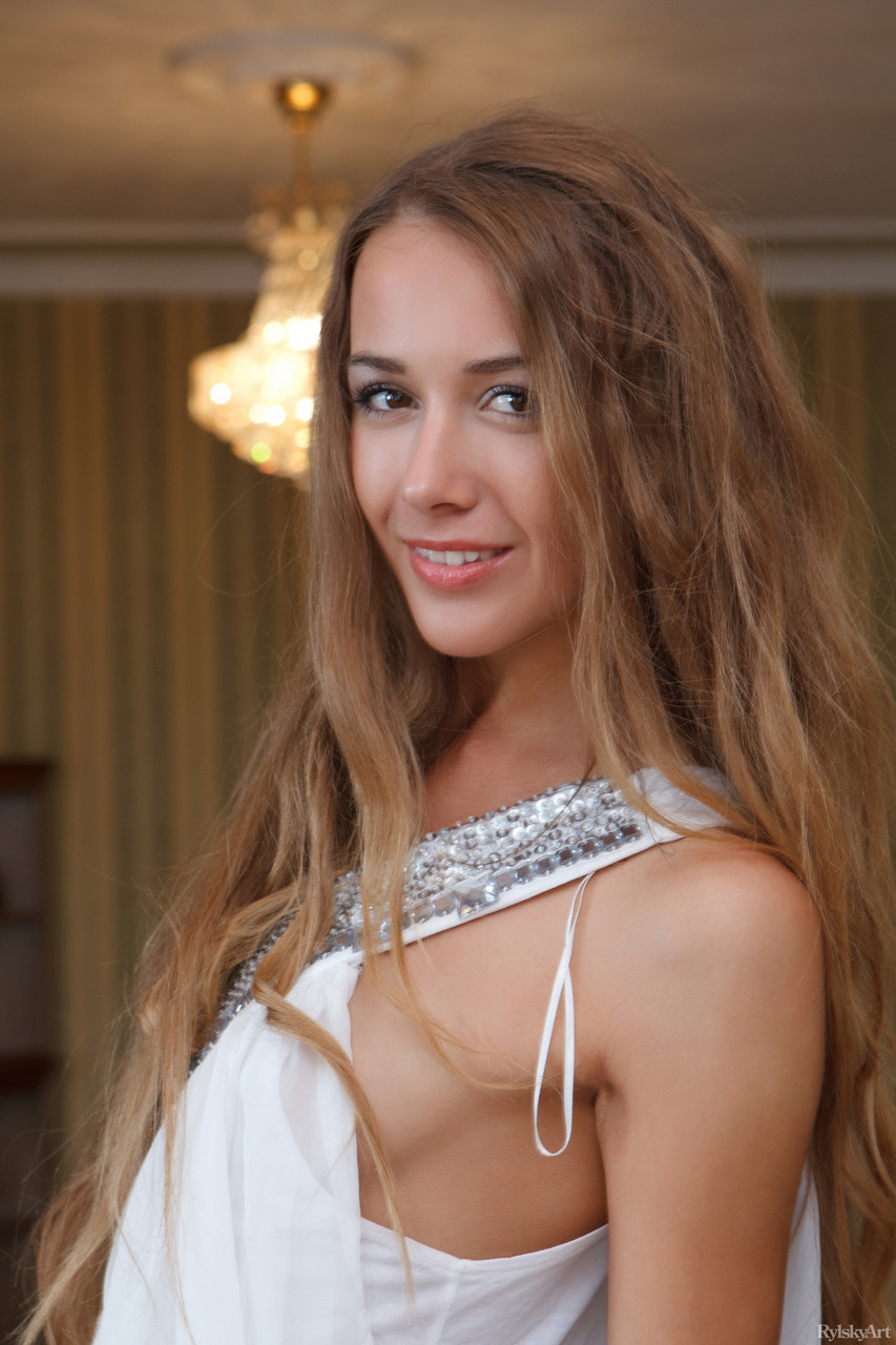 Alluring Estonian teen Lina Diamond showing her tiny tits & her edible clit porno fotky #427954672