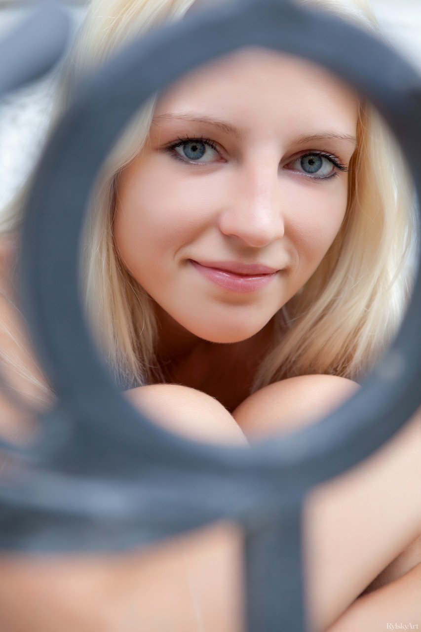 Blonde teen with small tits Alysha flaunts her tasty love hole on a terrace foto porno #425937755 | Rylsky Art Pics, Alysha Ahe, Girlfriend, porno ponsel