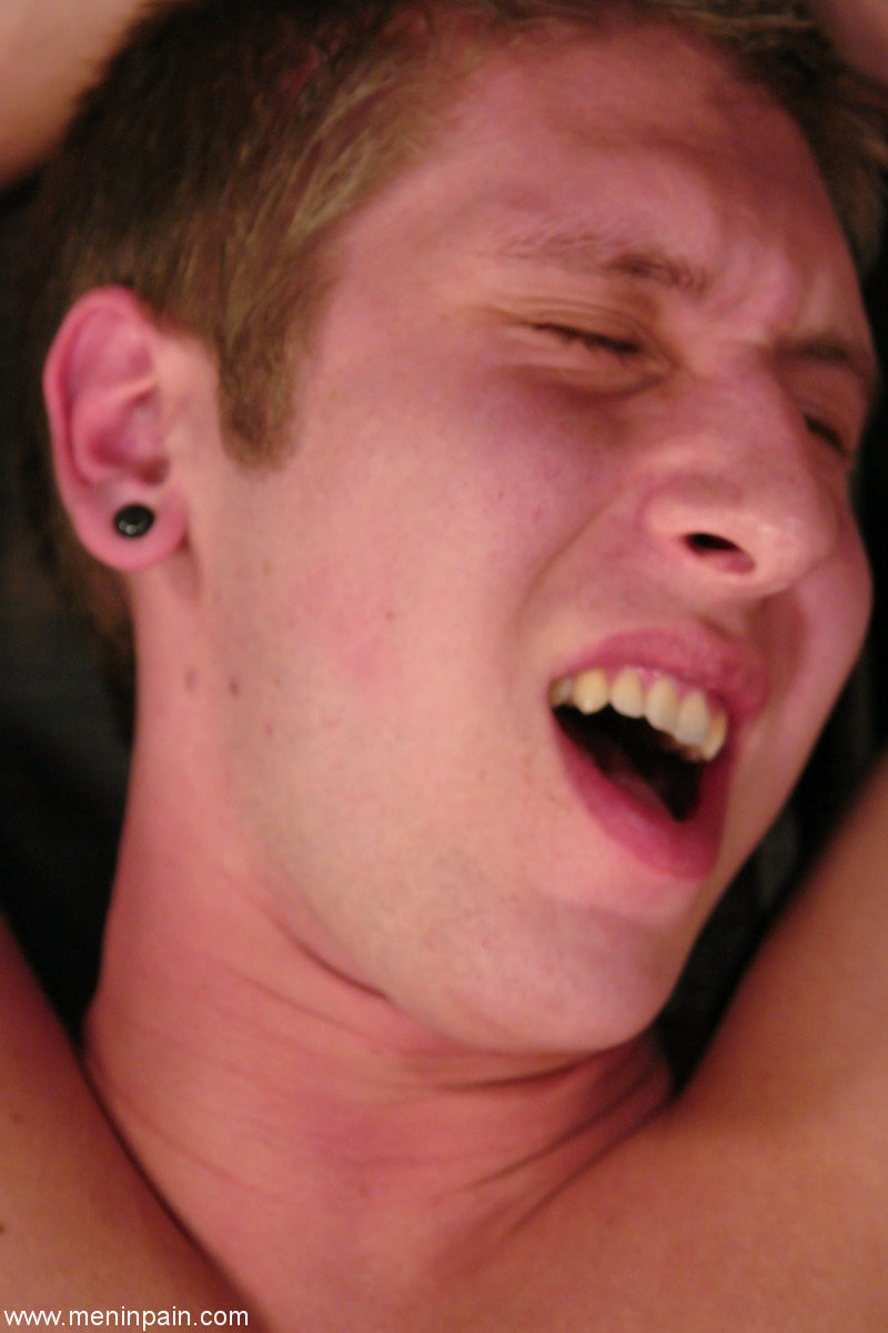 Men In Pain Aiden Starr, Danny Wylde porno fotoğrafı #424972538