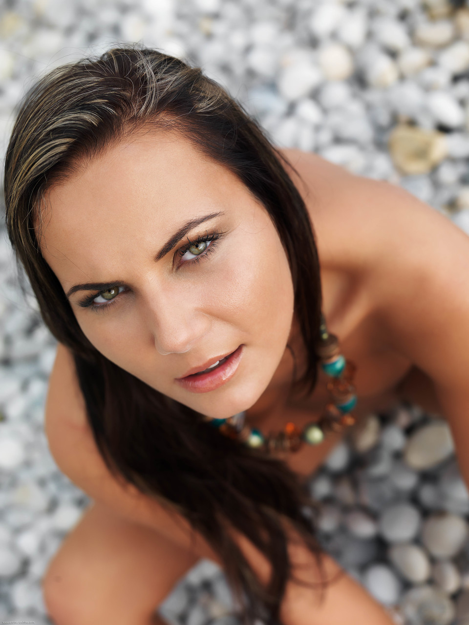 Sweet teen with natural tits Nataly poses naked on a rocky beach ポルノ写真 #426916460 | Errotica Archives Pics, Nataly, Beach, モバイルポルノ
