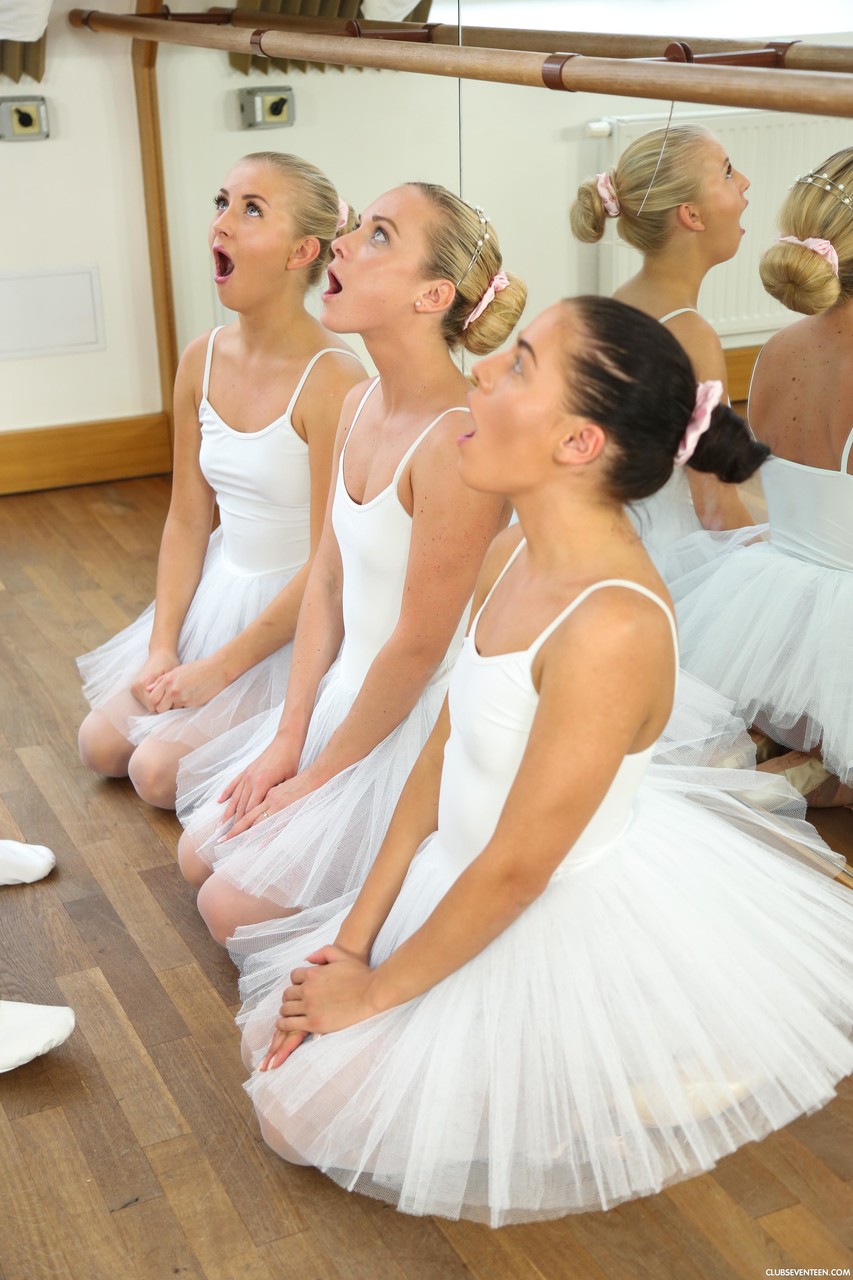 Pantyless ballerinas indulge in hot groupsex with their ballet teacher foto porno #423854479
