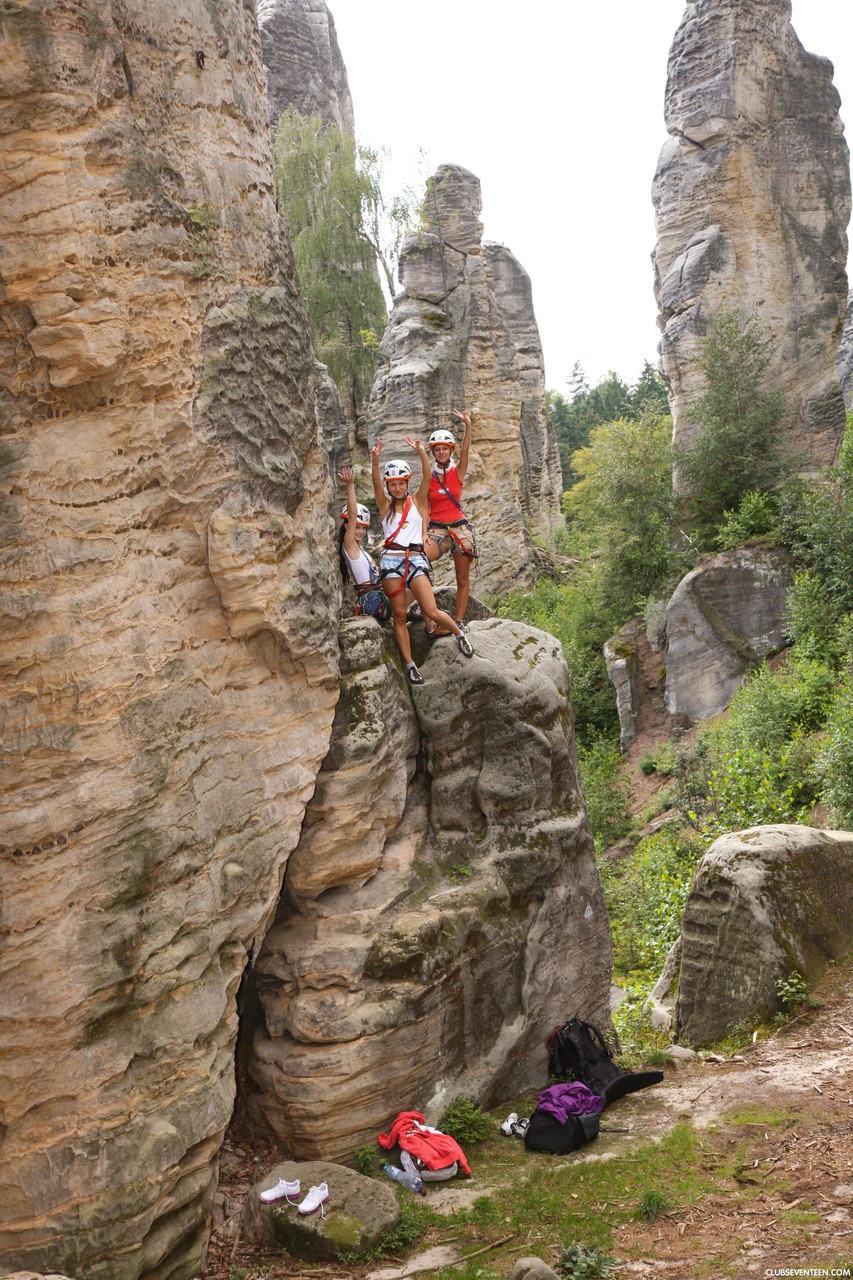 Cute adventurers Sara J, Nessy & Ester B go topless while climbing a mountain foto porno #424108313