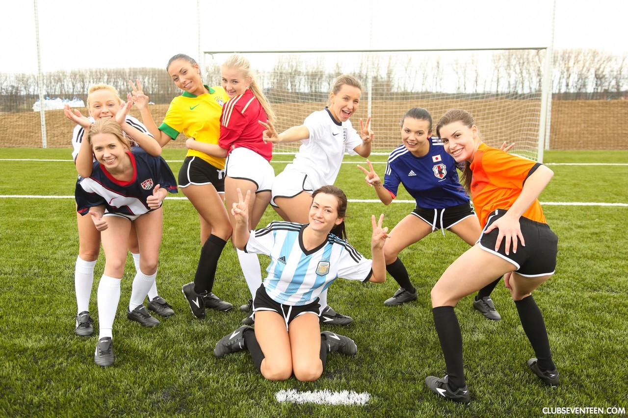 Kinky soccer babes strip each other and flaunt their titties on a soccer pitch 色情照片 #423345914 | Club Seventeen Pics, Bailey, Cayla A, Lilly P, Naomi I, Nessy, Tess C, Vanessa P, Violette, Public, 手机色情