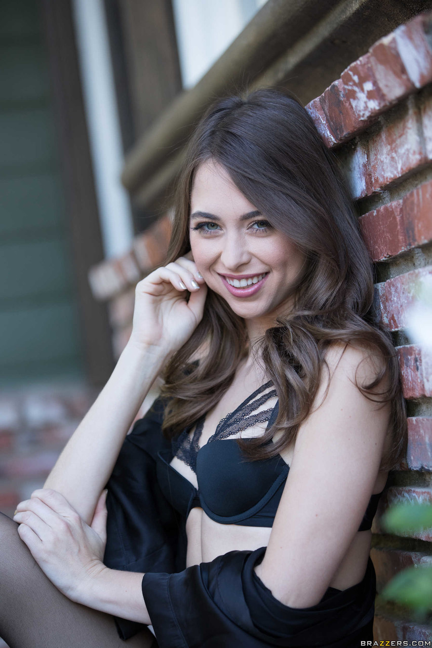 Gorgeous brunette Riley Reid poses in lingerie and plays with her pussy foto porno #423991616 | Real Wife Stories Pics, Riley Reid, Wife, porno mobile