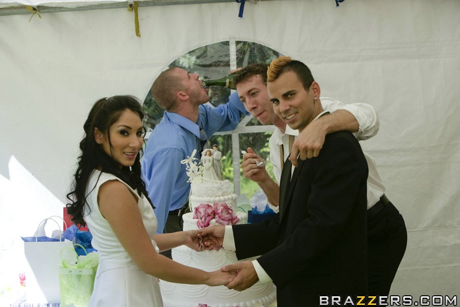 Delightful brunette Roxy Jezel enjoys her outdoor wedding day ceremony порно фото #426352009