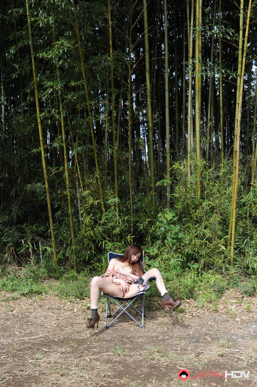 Shameless Japanese ginger Kaoru Sakaki gives an outdoor BJ and takes a piss порно фото #424053700