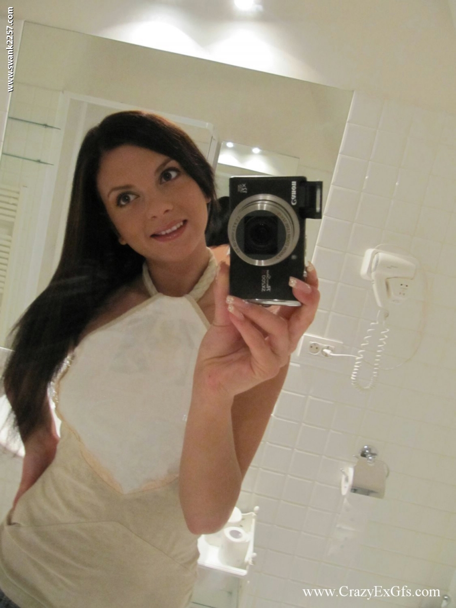 Young brunette girlfriend Monika Benz taking nude photos of her sexy body foto porno #427370990