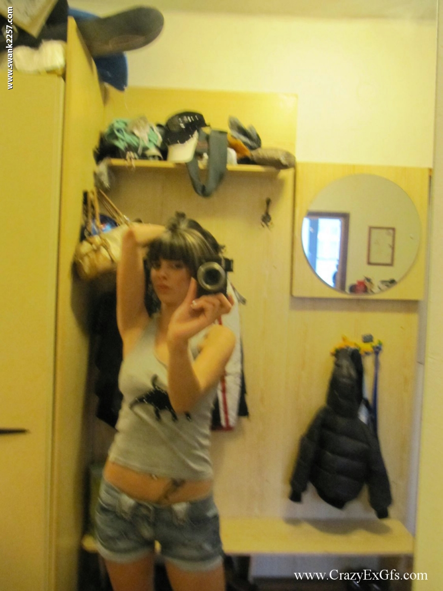 Amateur Mellie Swan shows her tits & twat while filming herself in the mirror zdjęcie porno #427080023 | Crazy Ex GFs Pics, Mellie Swan, Selfie, mobilne porno