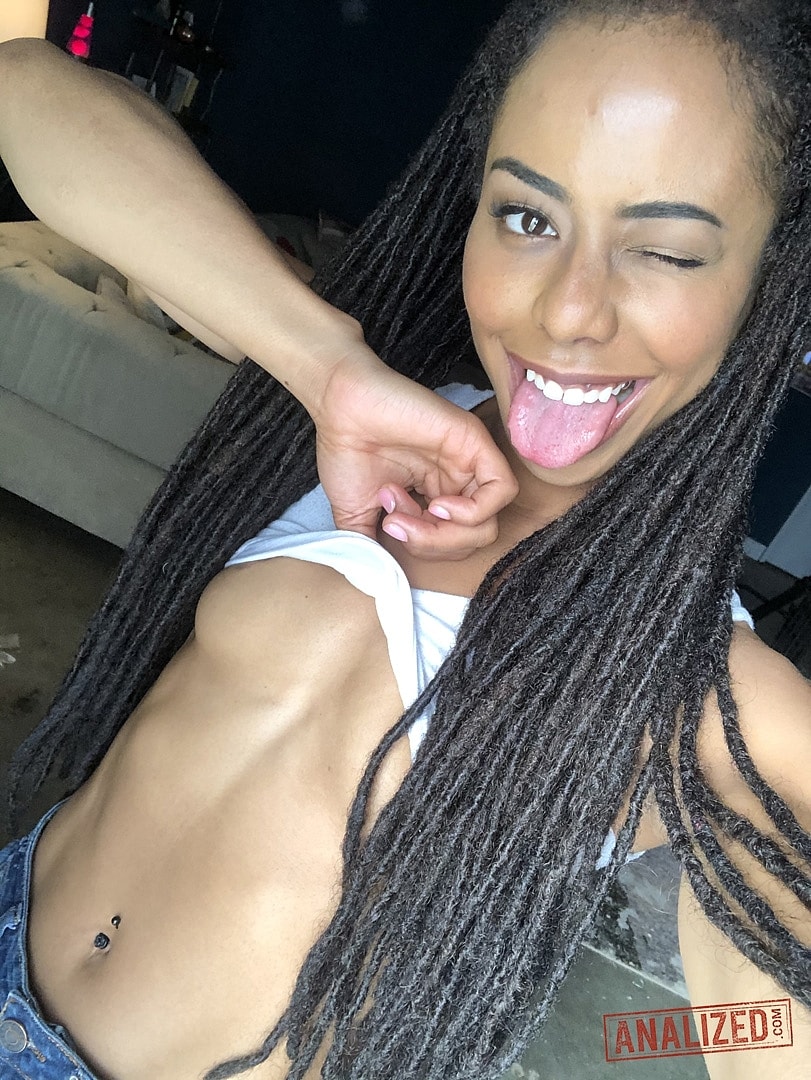 Beautiful ebony teen Kira Noir reveals her hot ass and tiny tits in a solo foto porno #423423682