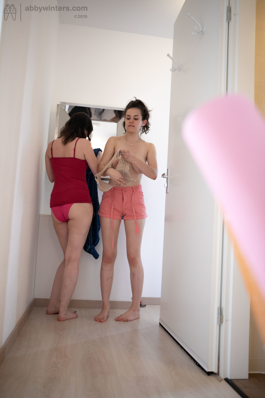 Skinny teens with black hair Charlee and Sienna G dressing together ポルノ写真 #427129438 | Abby Winters Pics, Charlee, Sienna G, Amateur, モバイルポルノ