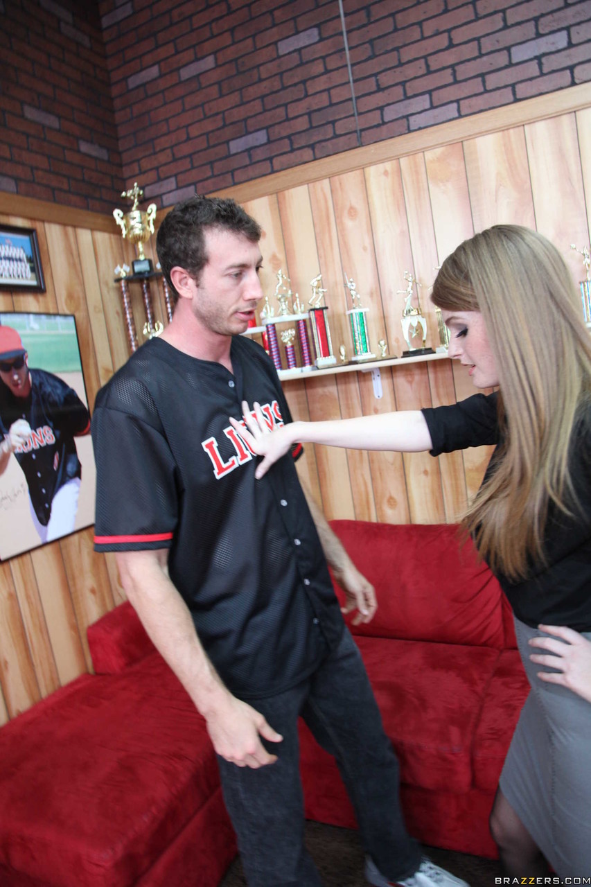 Hot sports agent Faye Reagan gets screwed by a handsome baseball player porn photo #424049239