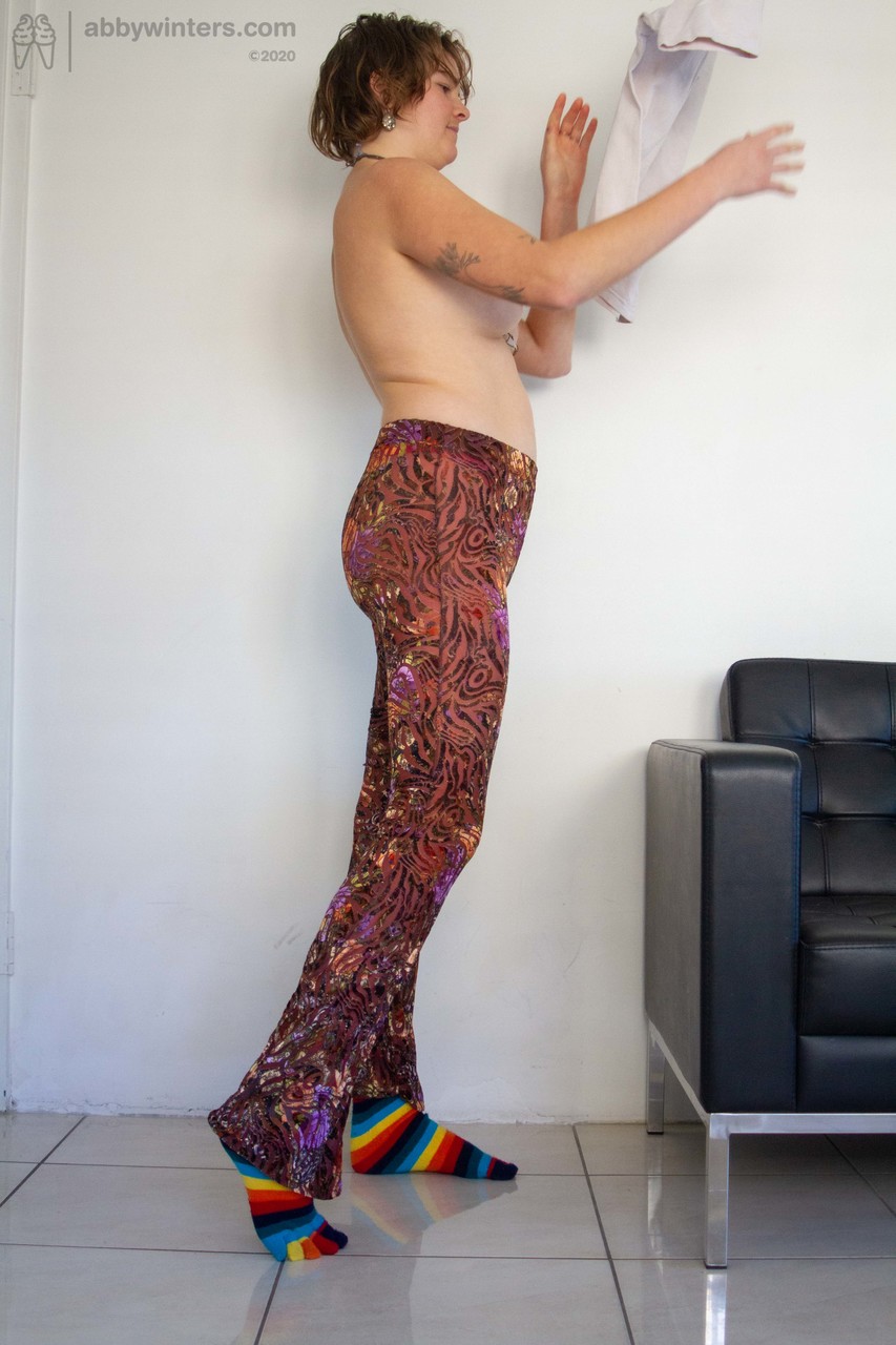 Amateur Australian girl Sierra K dressing in her long pants in rainbow socks 포르노 사진 #427764981 | Abby Winters Pics, Sierra K, Undressing, 모바일 포르노