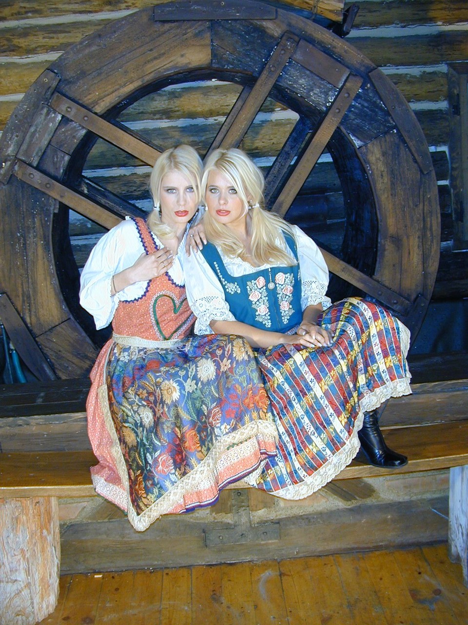 Les Archive Swedish Sisters foto porno #428853833