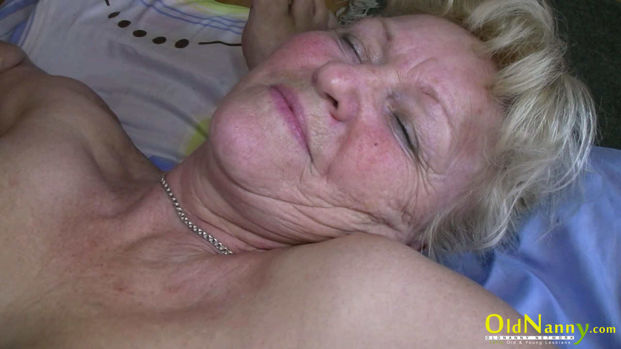 Fat Mature Bohunka And Blonde Granny Ruth Get Rammed By A Stiff Dong
