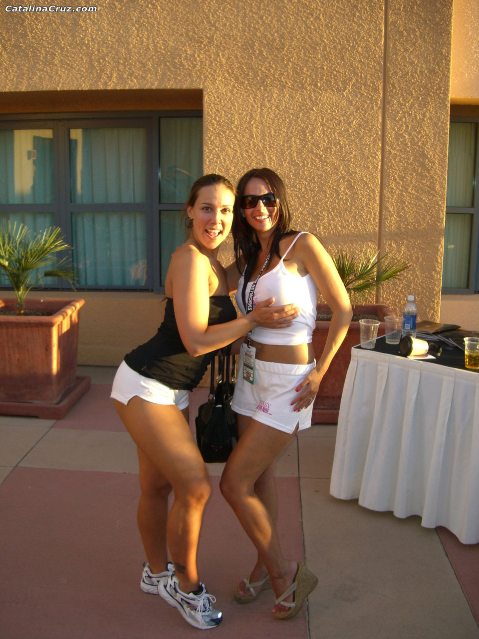 Hot pornstar Catalina Cruz poses with her friends & flashes her tits in public porno foto #425104914