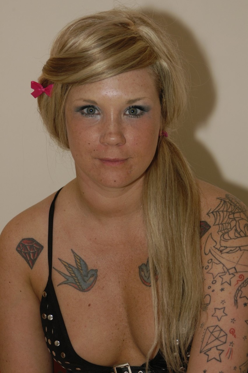 Blonde British babe with hot tattoos Mandy Cinn enjoys thick bukakke facials porn photo #422709370