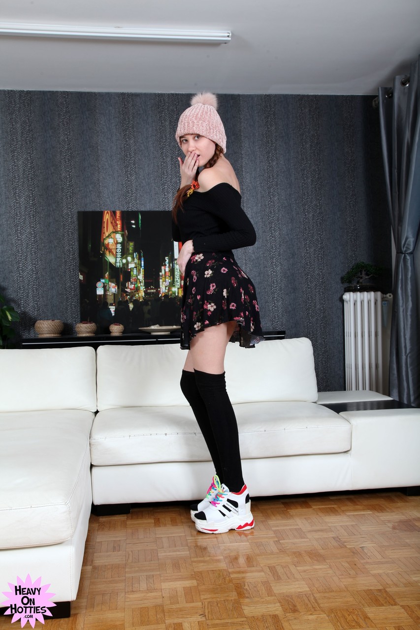 Beautiful Russian girl Gisha Forza strips & spreads her shaved pink pussy porno foto #426874271 | Heavy On Hotties Pics, Gisha Forza, Upskirt, mobiele porno