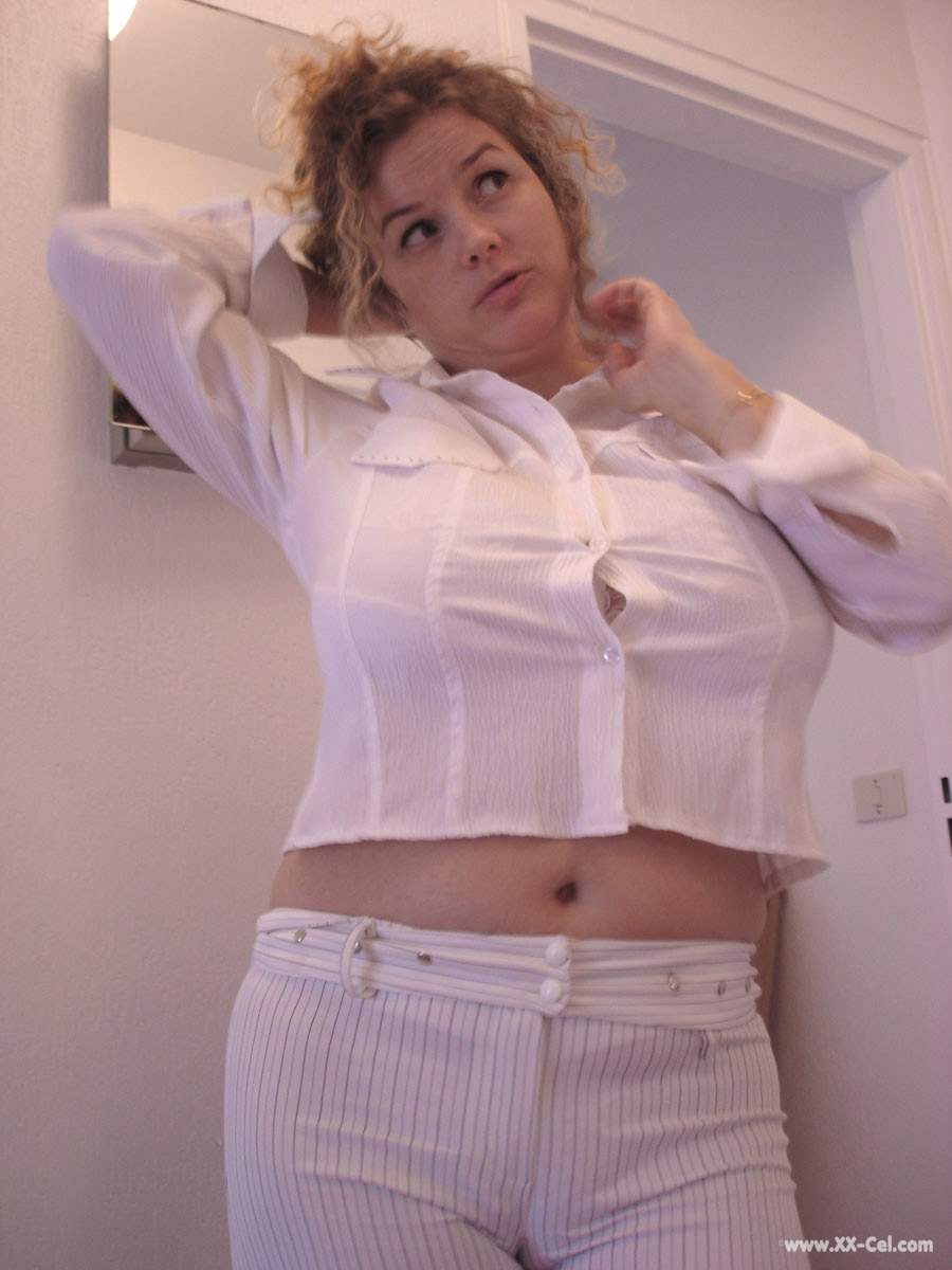 Curvy wife Angel Crisa strips her blouse & bra before measuring her big melons foto pornográfica #425500986 | XX Cel Pics, Angel Crisa, Chubby, pornografia móvel