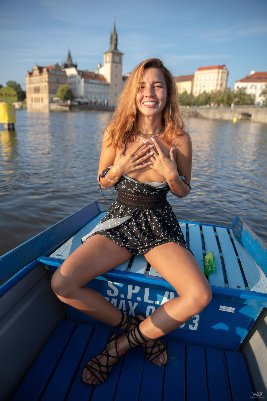 Petite Latina with small tits Agatha Vega reveals her ass and pussy on a boat 色情照片 #424075837 | Watch 4 Beauty Pics, Agatha Vega, Upskirt, 手机色情