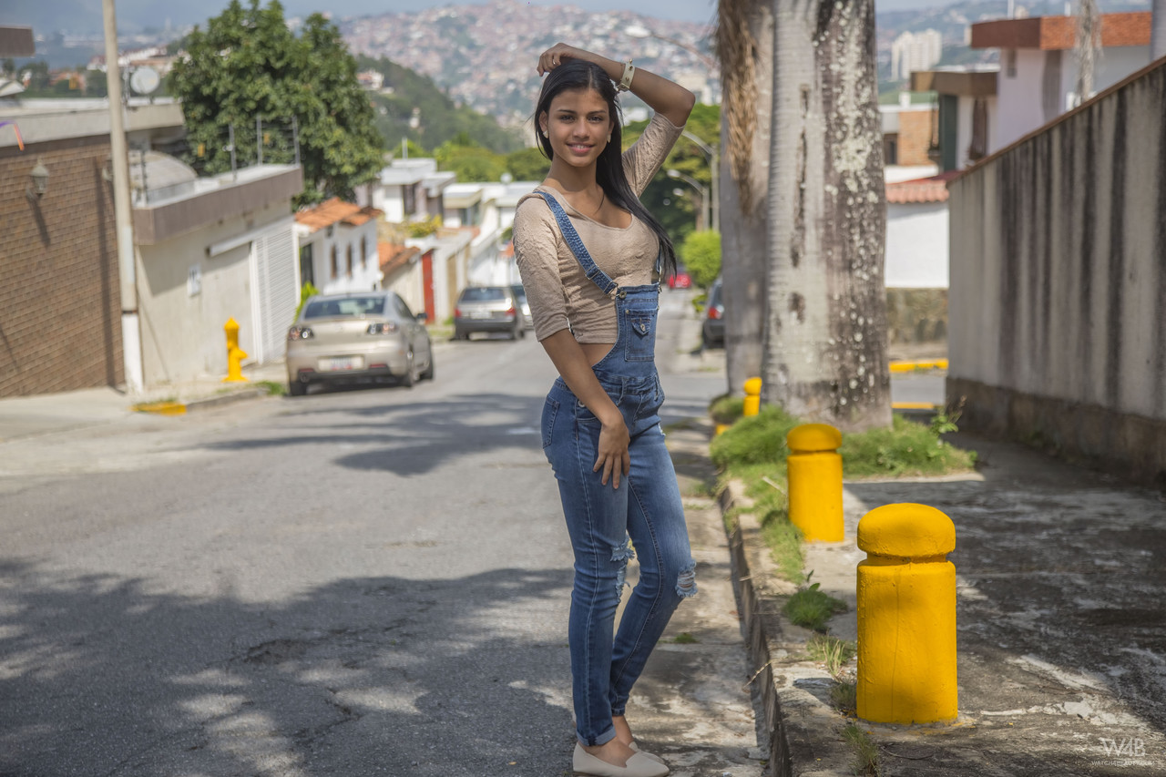 Sweet Latina teen Denisse Gomez flaunts her stunning figure in jeans porn photo #423943632