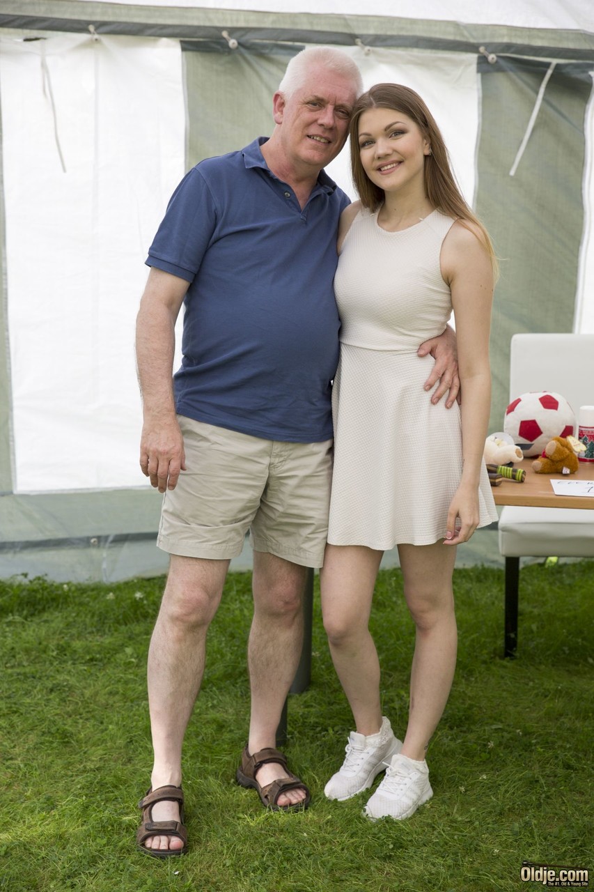 Horny Russian teen Amanda Clarke having sex with an old man in an outdoor tent ポルノ写真 #426121699 | Oldje Pics, Amanda Clarke, NICK, Old Young, モバイルポルノ