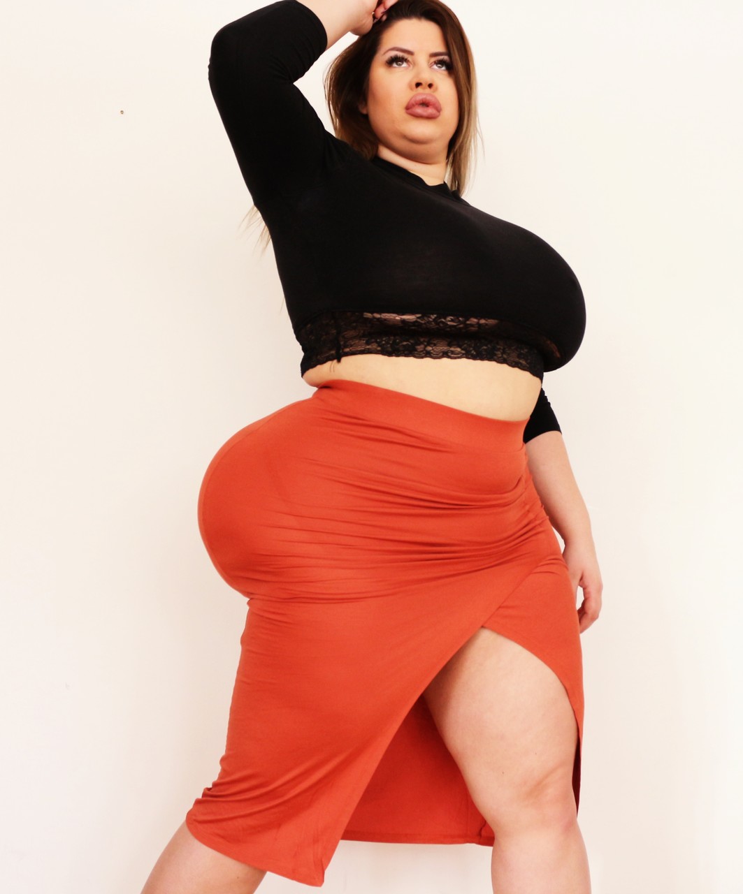 Stunning MILF fatty Natasha Crown flaunting her very big ass in a tight skirt porn photo #423816656