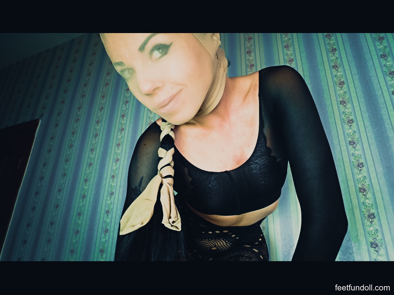 Kinky doll Lisa Dove posing in her exotic black pantyhose in a solo 色情照片 #427932635 | Feet Fun Doll Pics, Lisa Dove, Feet, 手机色情