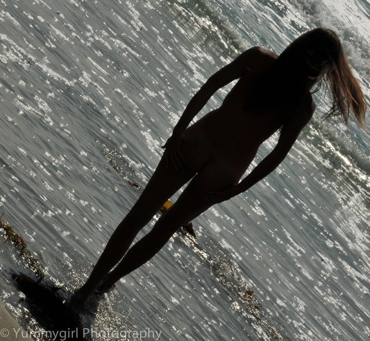 Tall nudist Sofie Marie shows off her hot slender body & sunbaths on the beach foto porno #422673332