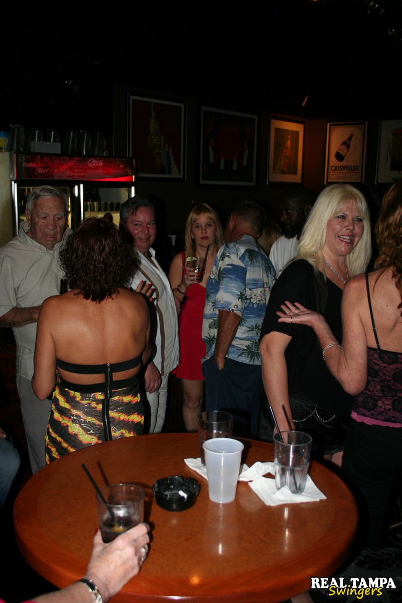 Real Tampa Swingers Double Dee, Kristine Cumz, Mandi McGraw, Tracy Licks foto porno #428575453