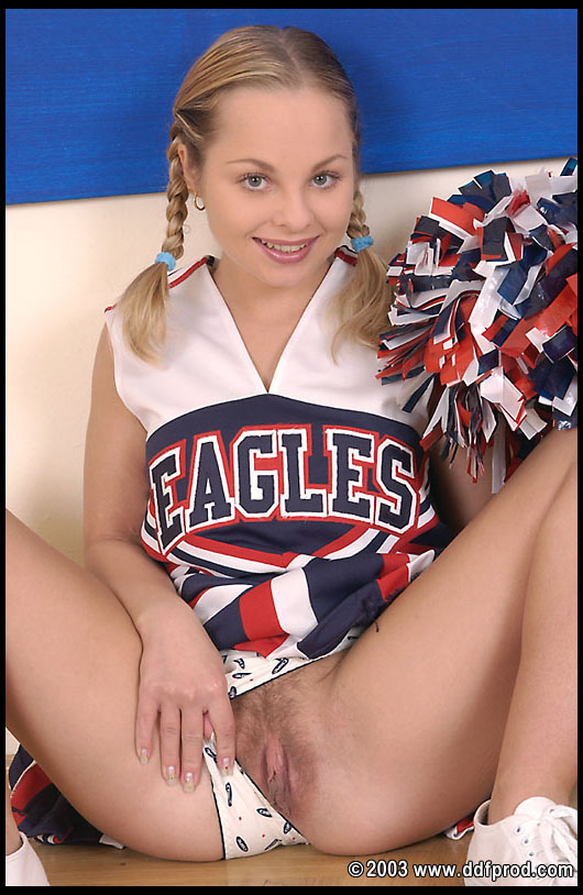Adorable cheerleader Sharka Blue slides a thick sex toy in her butthole ポルノ写真 #422727344 | Porn World Pics, Sharka Blue, Cheerleader, モバイルポルノ