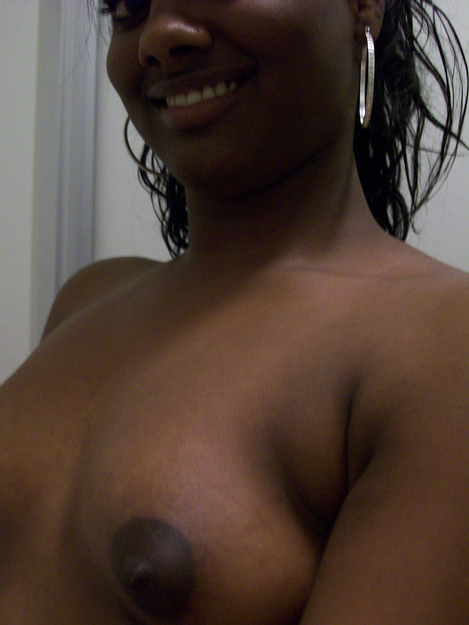 Ebony Teen Paris Takes Selfies While Showing Her Big Ass Puffy Nipples