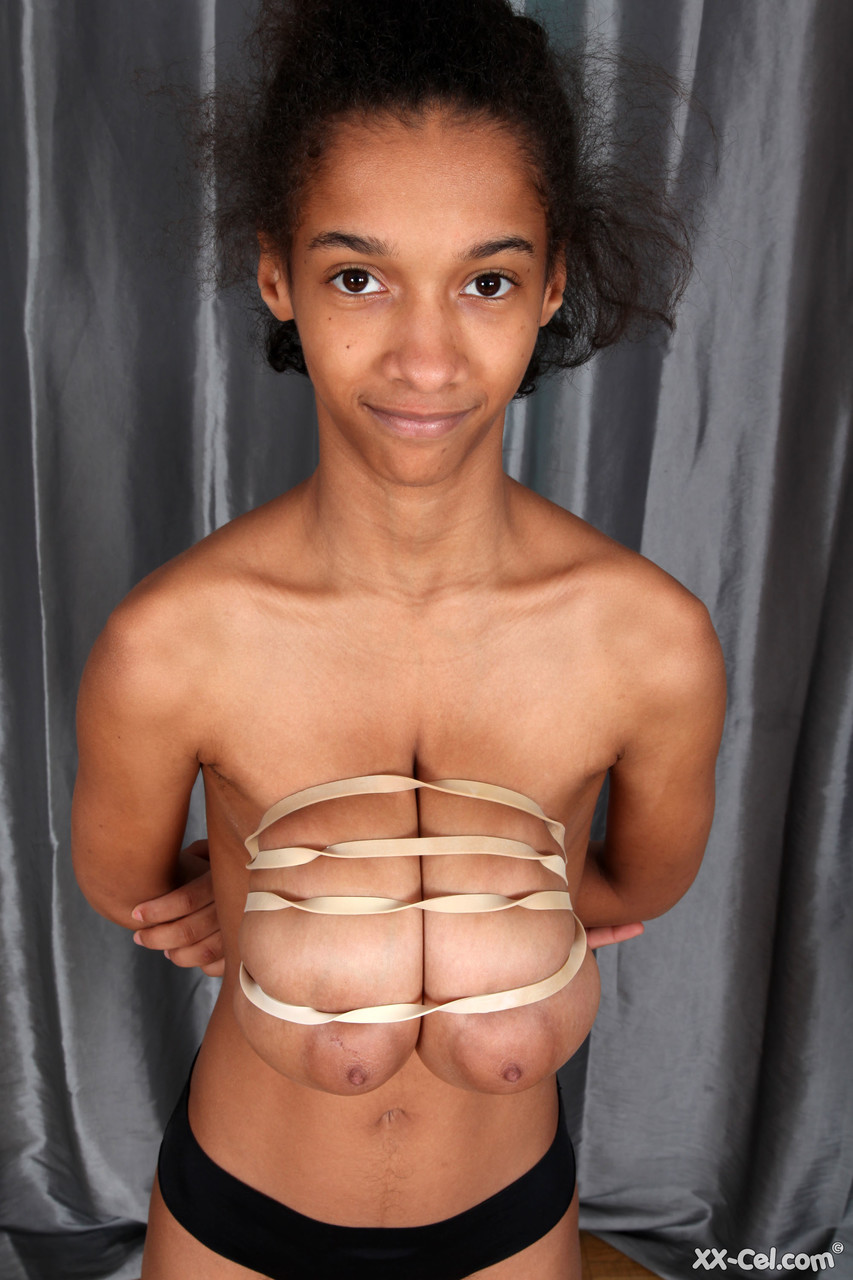 Ebony Addisson shows off her huge breasts and squeezes them in undies porno foto #423858781 | XX Cel Pics, Addison Lorie, Ebony, mobiele porno