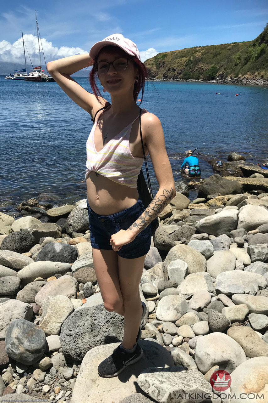 Redheaded teen in glasses Lola Fae presents her petite body outdoors zdjęcie porno #423874254