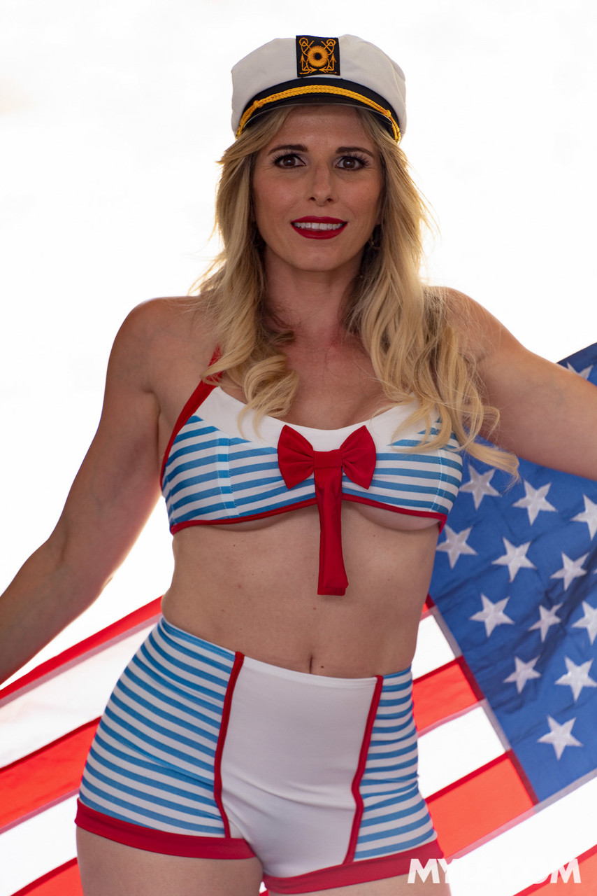 Patriotic mature Cory Chase shows her big tits and gets fucked by a sailor porno foto #423350654