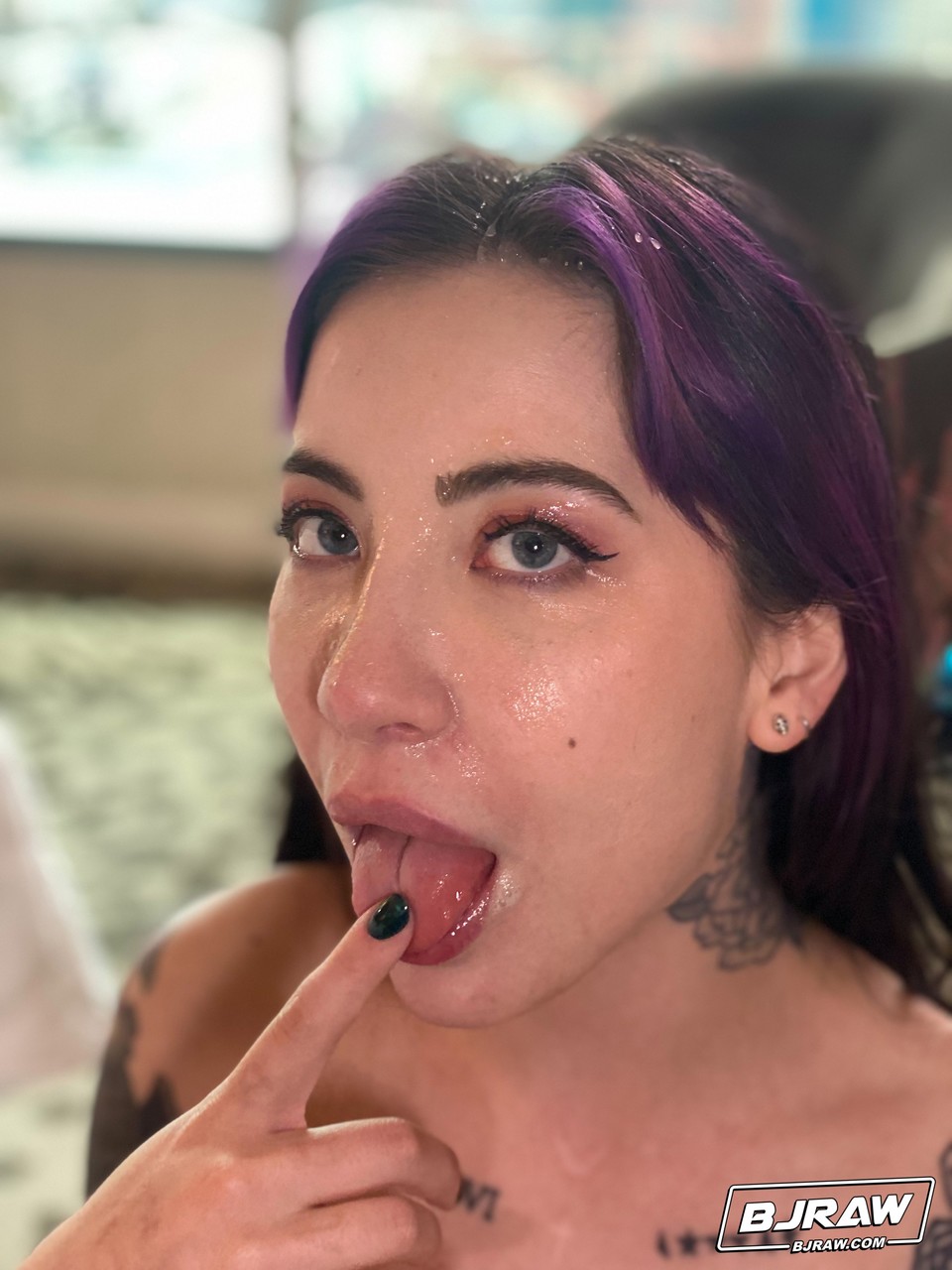 Brunette babe with tattoos Charlotte Sartre takes a dick in her mouth foto porno #424561435