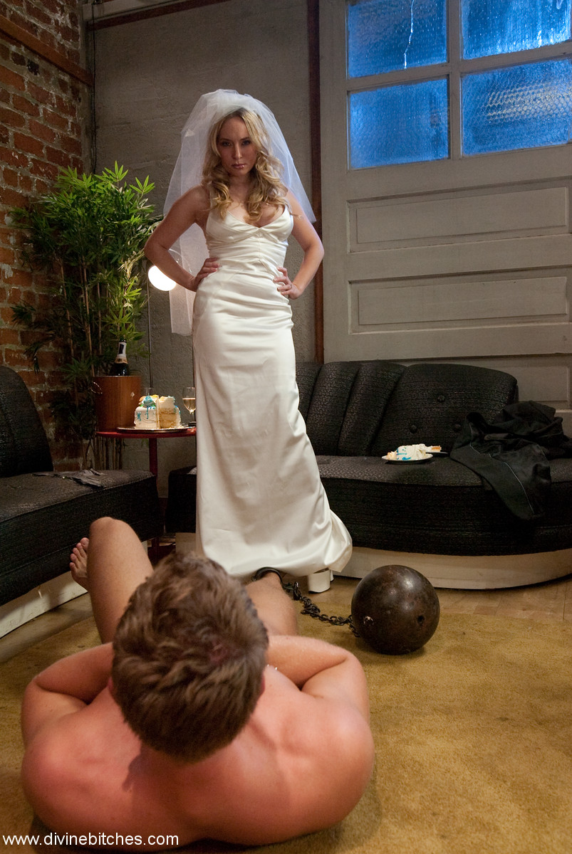 Busty dominant bride Aiden Starr whipping and torturing her hubby's cock foto pornográfica #427041555 | Divine Bitches Pics, Aiden Starr, Danny Wylde, Cuckold, pornografia móvel